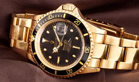 rolex submariner in gold